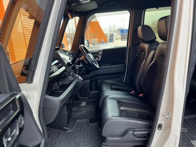 HONDA N BOX CUSTOM 2017 Image 31