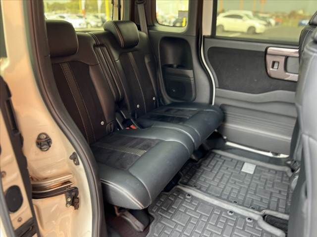 HONDA N BOX CUSTOM 2017 Image 31