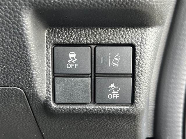 HONDA N BOX CUSTOM 2017 Image 31