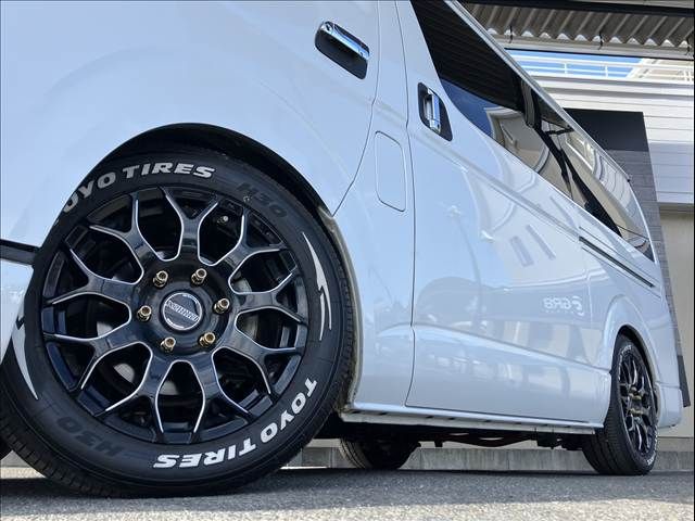 TOYOTA HIACE VAN 2WD 2018 Image 31