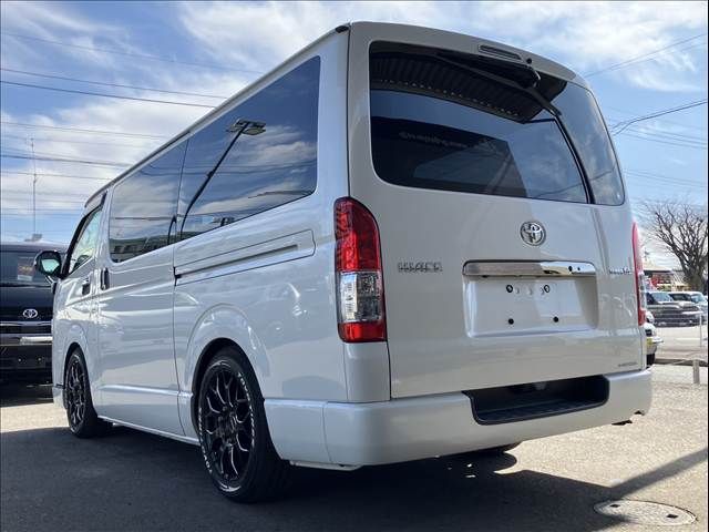 TOYOTA HIACE VAN 2WD 2018 Image 31