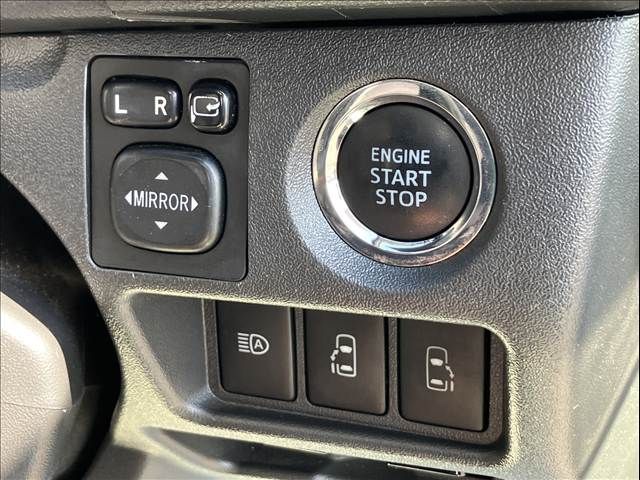 TOYOTA HIACE VAN 2WD 2018 Image 31