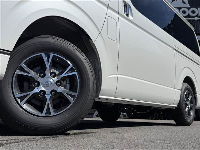 TOYOTA HIACE VAN 2WD 2026 Image 31