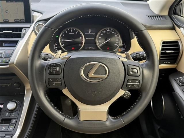 TOYOTA LEXUS NX200T AWD 2016 Image 31