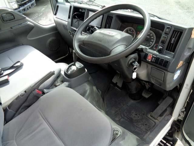 ISUZU  2016 Image 31