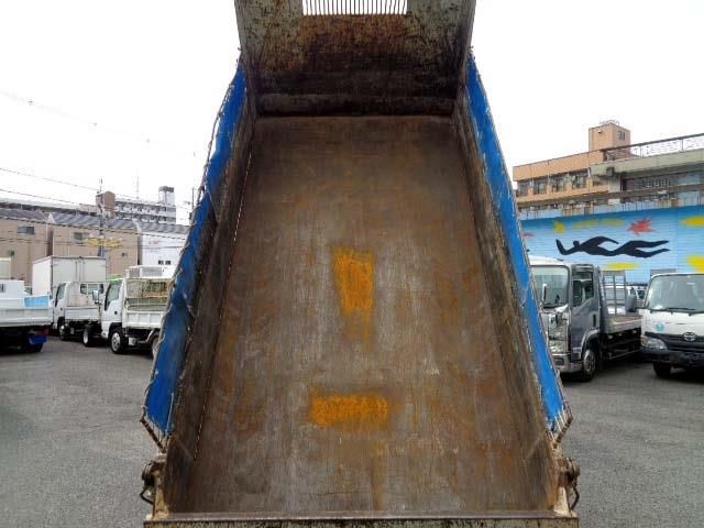 ISUZU  2016 Image 31