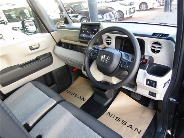 HONDA N BOX 2024 Image 31