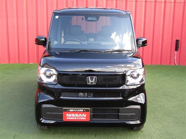 HONDA N BOX 2024 Image 31