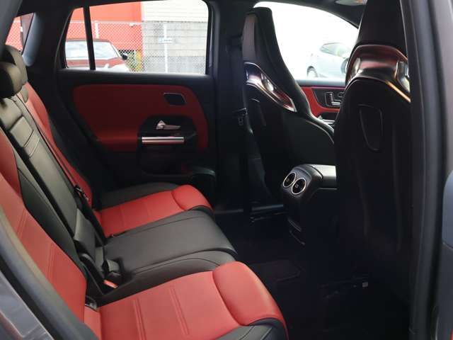 MERCEDES BENZ MERCEDES AMG GLA CLA 2024 Image 31