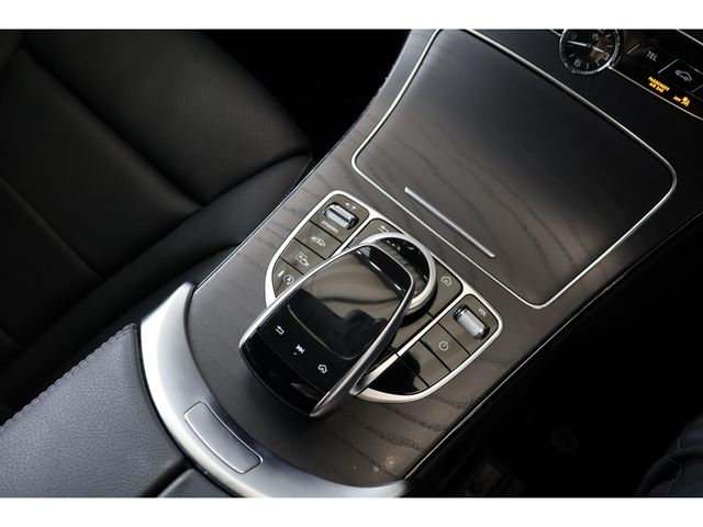 MERCEDES BENZ C CLAS 2019 Image 31