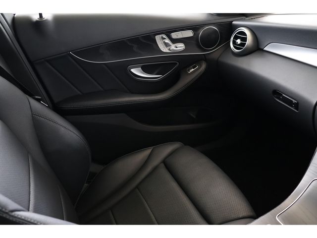 MERCEDES BENZ C CLAS 2019 Image 31
