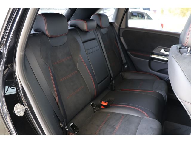 MERCEDES BENZ B CLAS 2019 Image 31