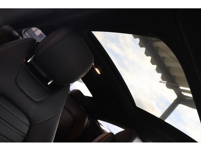 MERCEDES BENZ C CLAS 2019 Image 31