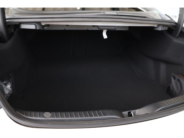 MERCEDES BENZ C CLAS 2019 Image 31