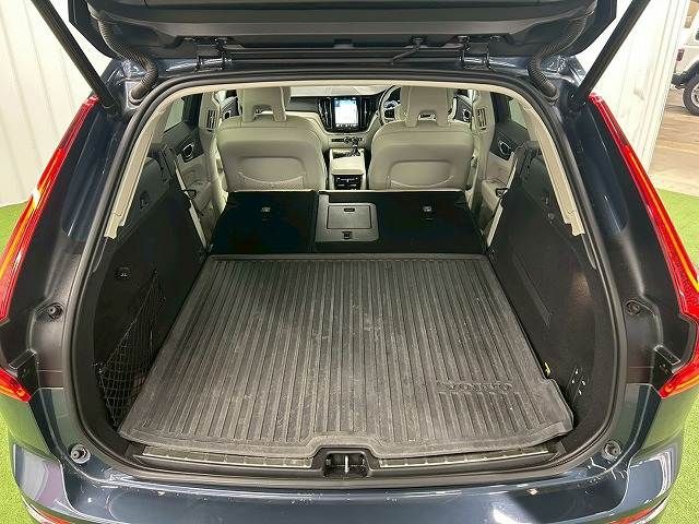 VOLVO XC60 2018 Image 31