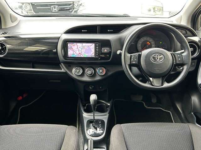 TOYOTA VITZ 2018 Image 31