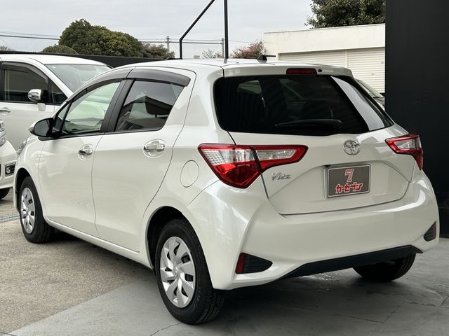 TOYOTA VITZ 2018 Image 31