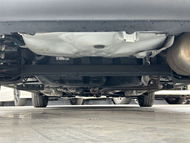 TOYOTA VITZ 2018 Image 31