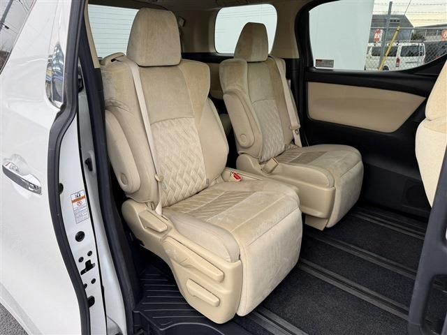 TOYOTA ALPHARD HYBRID 4WD 2020 Image 31