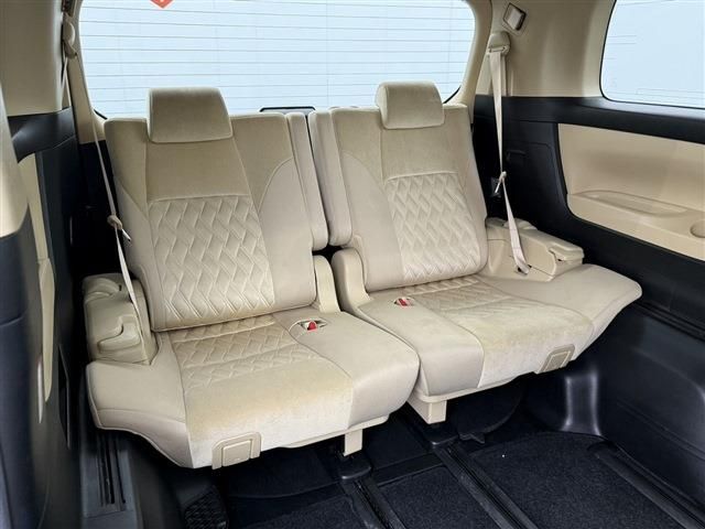 TOYOTA ALPHARD HYBRID 4WD 2020 Image 31