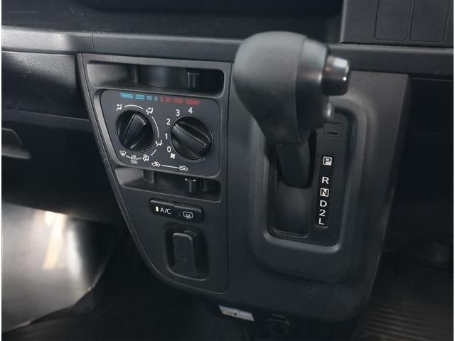 DAIHATSU HIJET CARGO 2020 Image 31