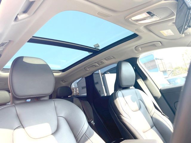 VOLVO XC60 2024 Image 31