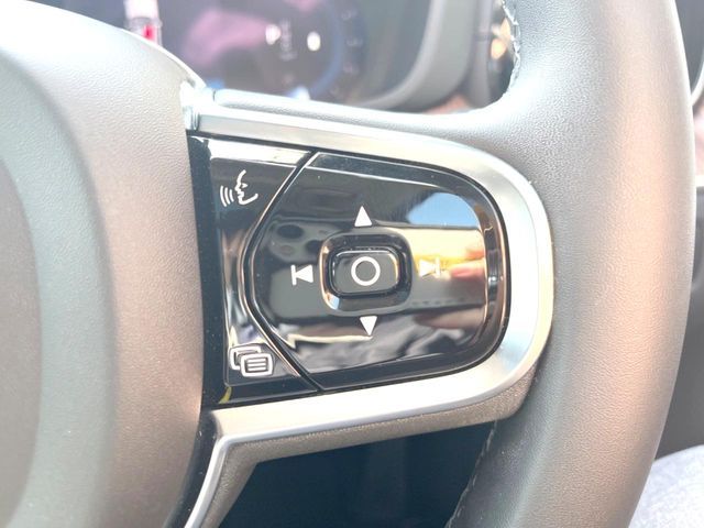 VOLVO XC60 2024 Image 31