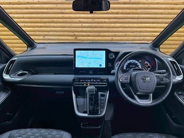 TOYOTA VOXY 2023 Image 31