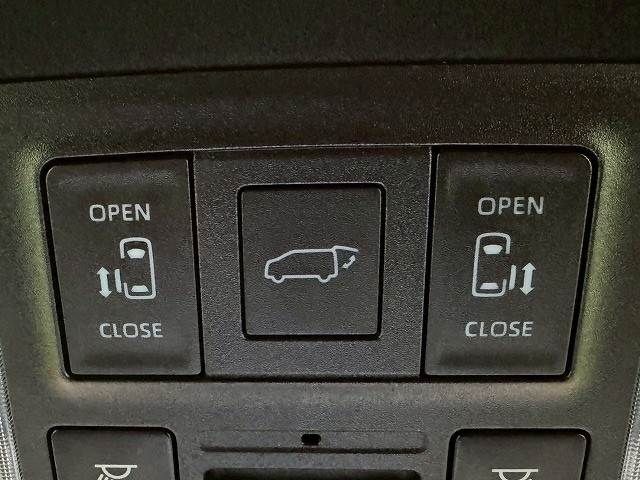 TOYOTA VOXY 2023 Image 31