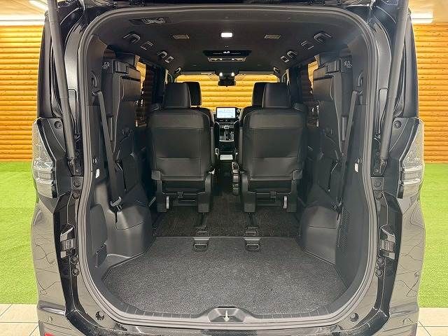 TOYOTA VOXY 2023 Image 31