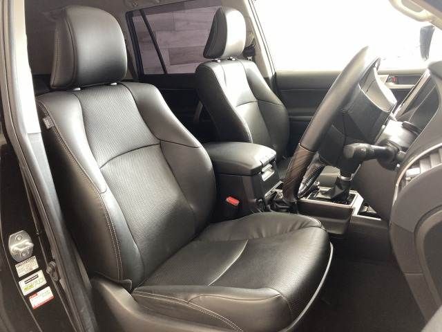 TOYOTA LANDCRUISER PRADO 2020 Image 31