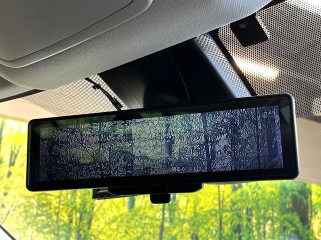 TOYOTA PRIUS 2022 Image 31