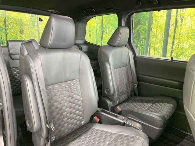 TOYOTA VOXY 2023 Image 31