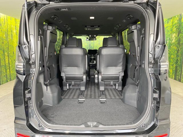 TOYOTA VOXY 2023 Image 31