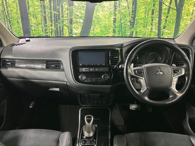 MITSUBISHI OUTLANDER PHEV 2017 Image 31