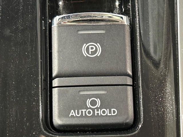 MITSUBISHI OUTLANDER PHEV 2017 Image 31