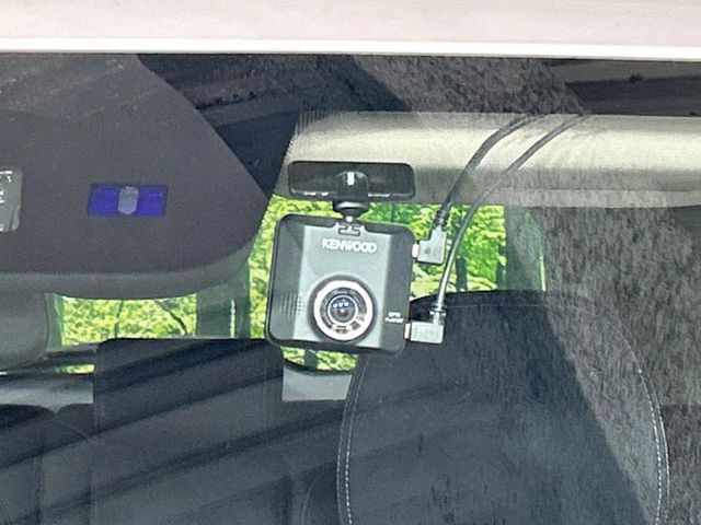 MITSUBISHI OUTLANDER PHEV 2017 Image 31