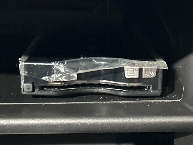 MITSUBISHI OUTLANDER PHEV 2017 Image 31