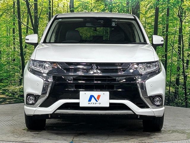 MITSUBISHI OUTLANDER PHEV 2017 Image 31