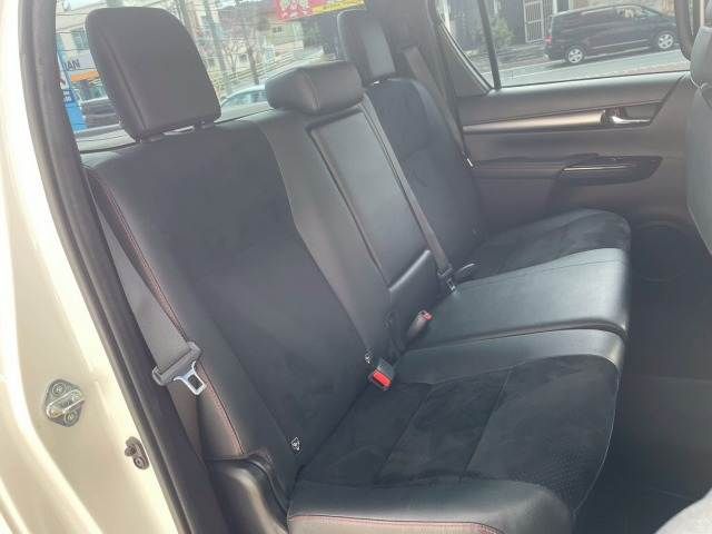 TOYOTA HILUX 4WD 2022 Image 31