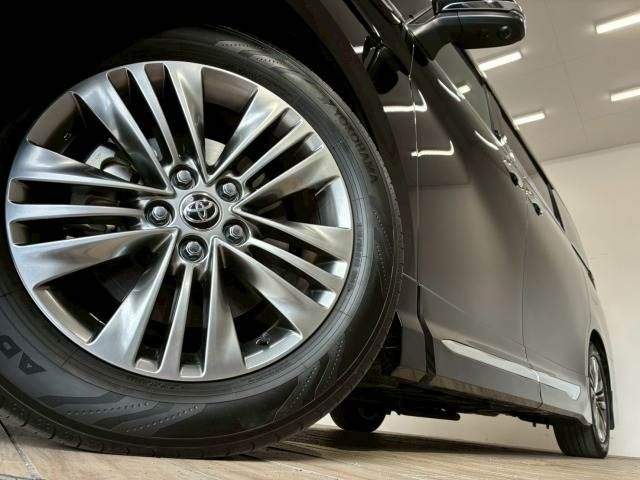 TOYOTA ALPHARD HYBRID 2023 Image 31