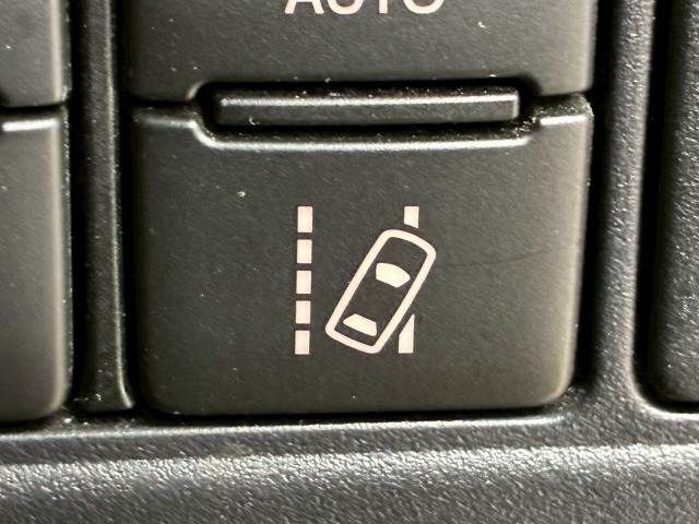 TOYOTA VOXY HYBRID 2020 Image 31