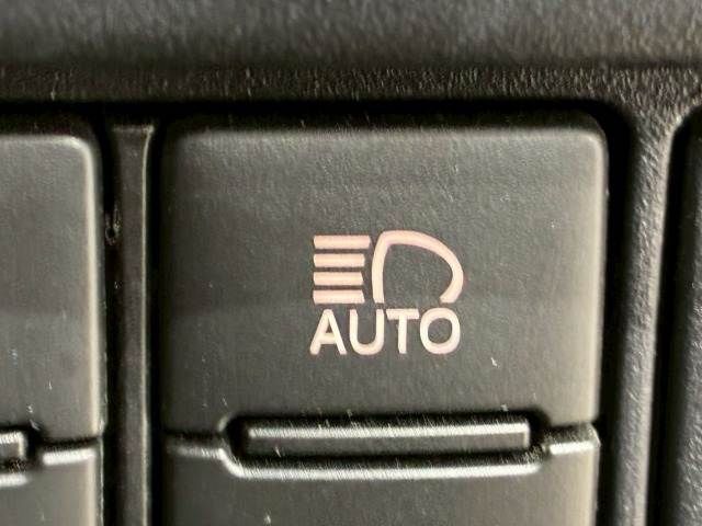 TOYOTA VOXY HYBRID 2020 Image 31