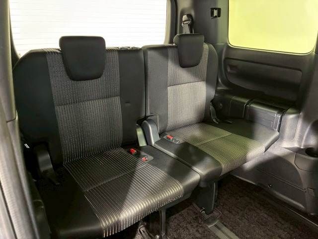 TOYOTA VOXY HYBRID 2020 Image 31