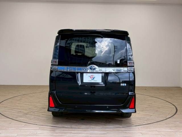 TOYOTA VOXY HYBRID 2020 Image 31
