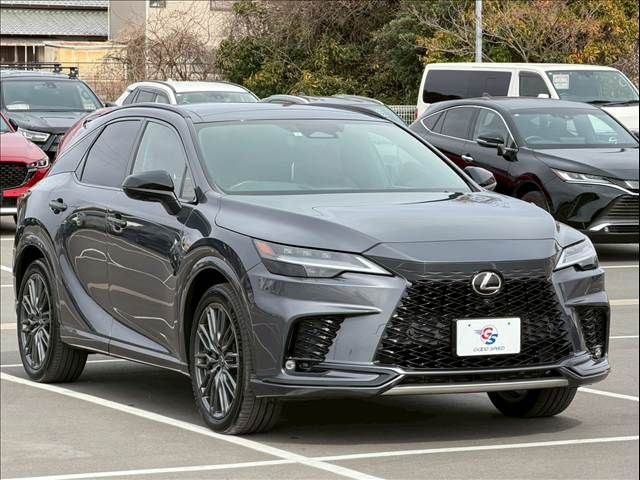 TOYOTA LEXUS RX500H 2023 Image 31