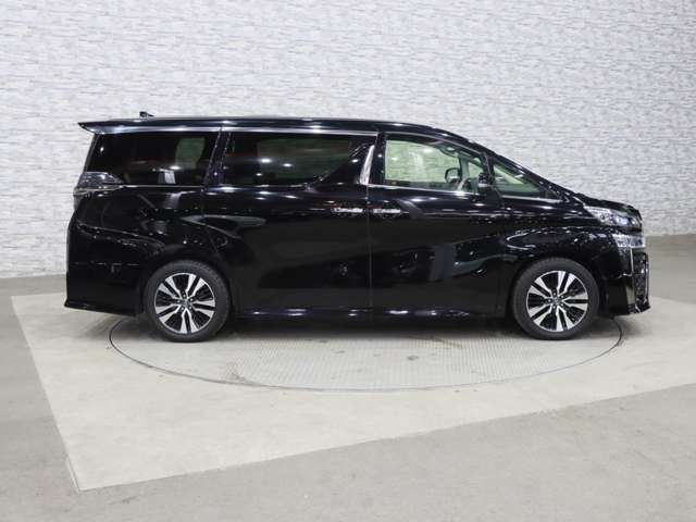 TOYOTA VELLFIRE 2018 Image 31