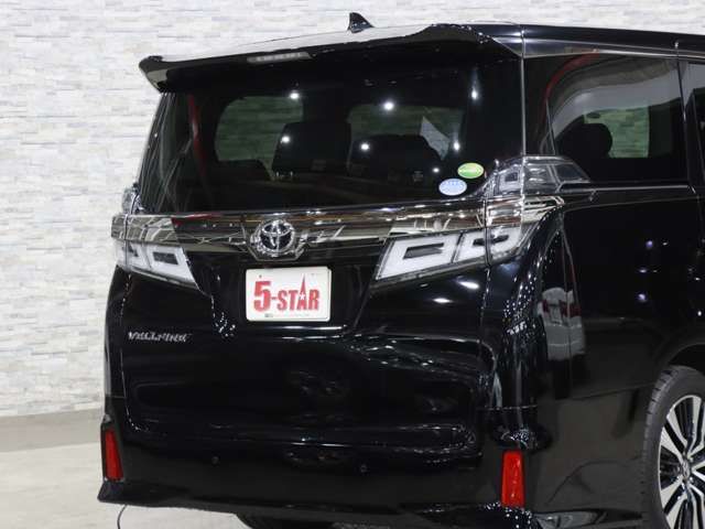 TOYOTA VELLFIRE 2018 Image 31