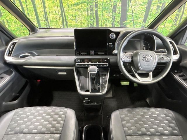 TOYOTA VOXY 2023 Image 31