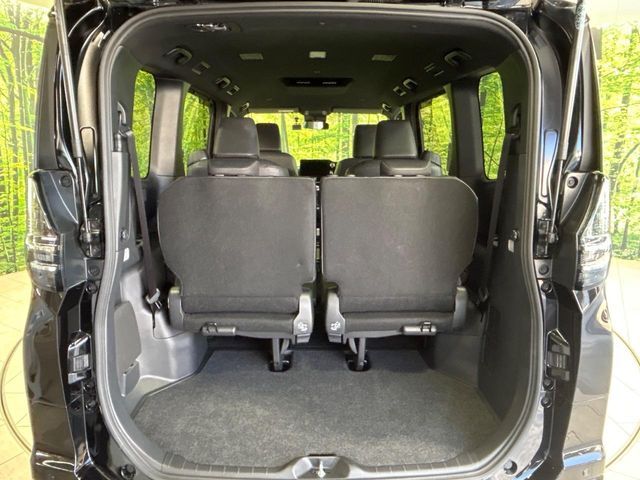 TOYOTA VOXY 2023 Image 31